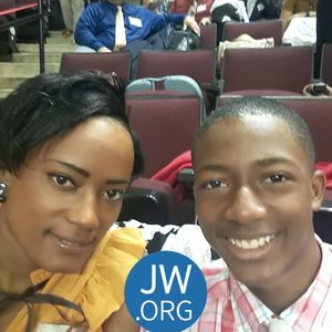 Meet your Posher, Temeka